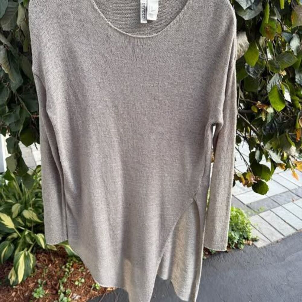 H&M Lightweight Knit Asymmetrical Tunic Sweater – Size XS